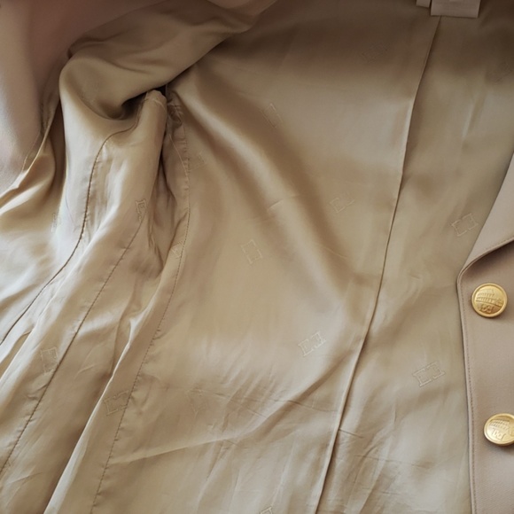ESCADA wool blazer- beige with gold buttons- Vintage - Picture 7 of 12